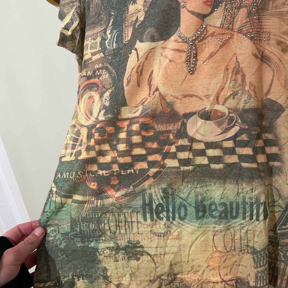 B.L.E.U. | Artistic Graphic Women's Tee - Picture 4 of 5